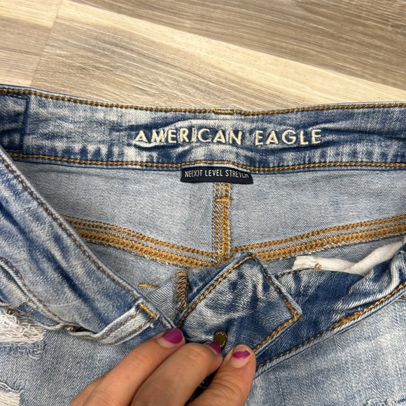American Eagle Outfitters midi Light Blue Distressed Jean Shorts size 4 - Picture 4 of 8